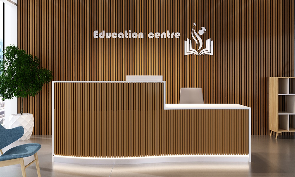 BRF - Desk 6 Slider 1